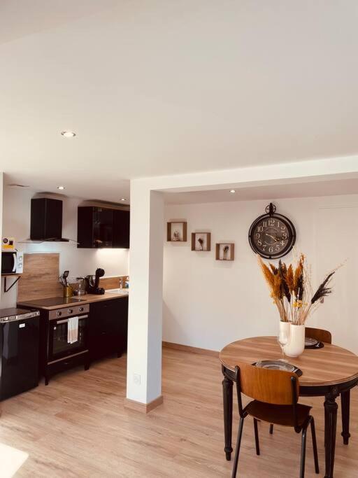 Bryas 3 - Appartement Tres Chaleureux Châteauroux Dış mekan fotoğraf